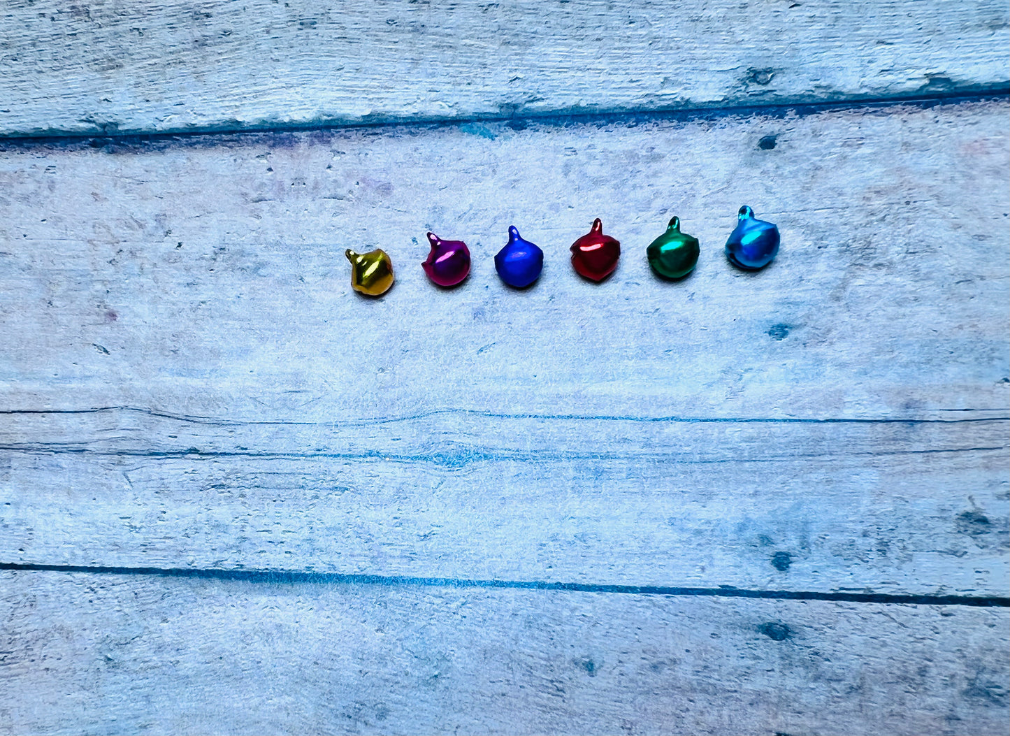 Christmas bells stud