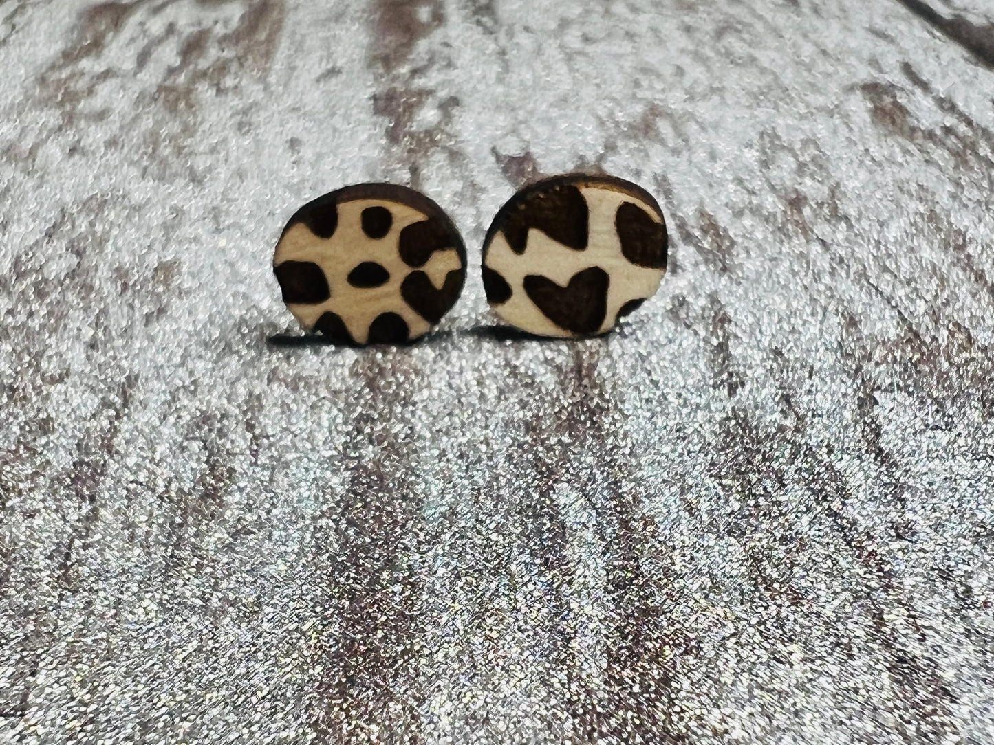 Wood Leopard Engraved Studs